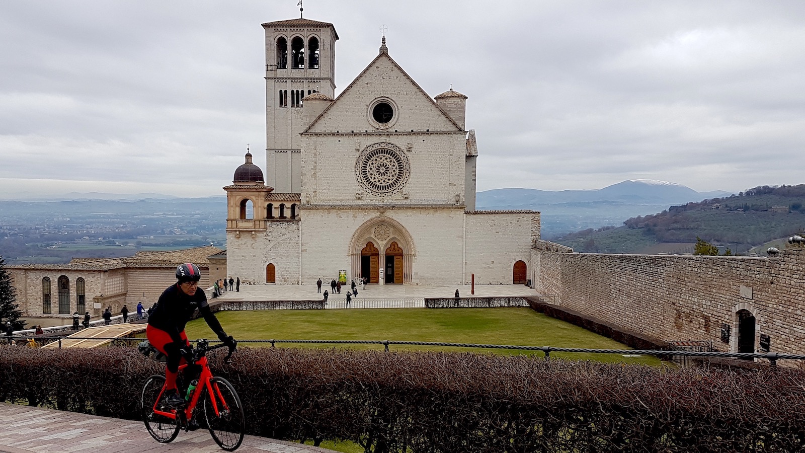 Assisi basilica S.Francesco1